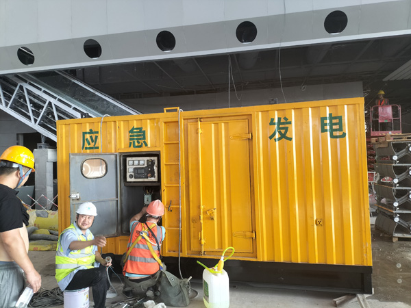 鸡西怎样判断空气滤清器是否需要更换？